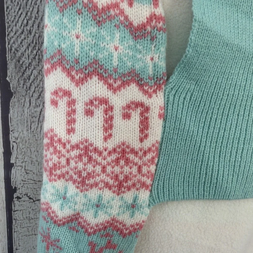 Fair Isle Dog Sweater LARGE Pink Aqua Nordic Hooded Reindeer Candy Canes Winter